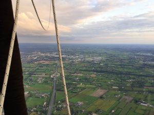 Lees meer over het artikel Ballonvaart over Barneveld: ontdek de Gelderse Vallei van bovenaf